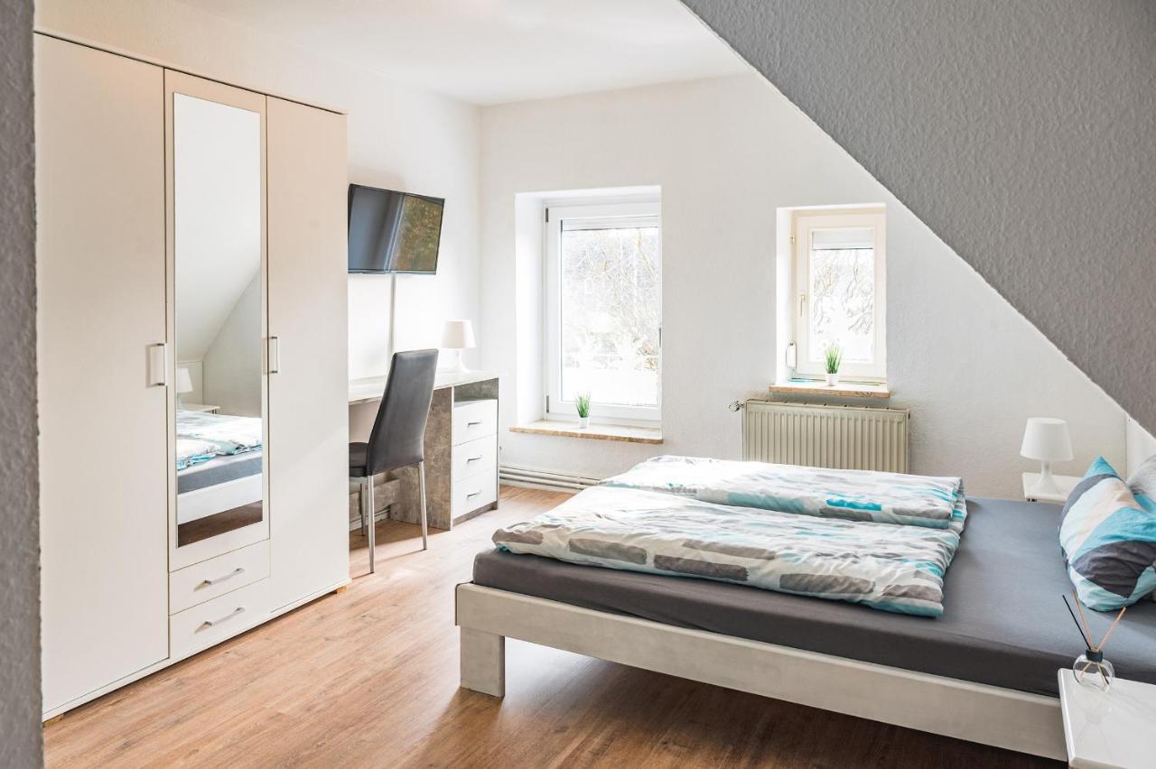Lilie Inn Pension - 24 Stunden Check In Schneverdingen Eksteriør billede